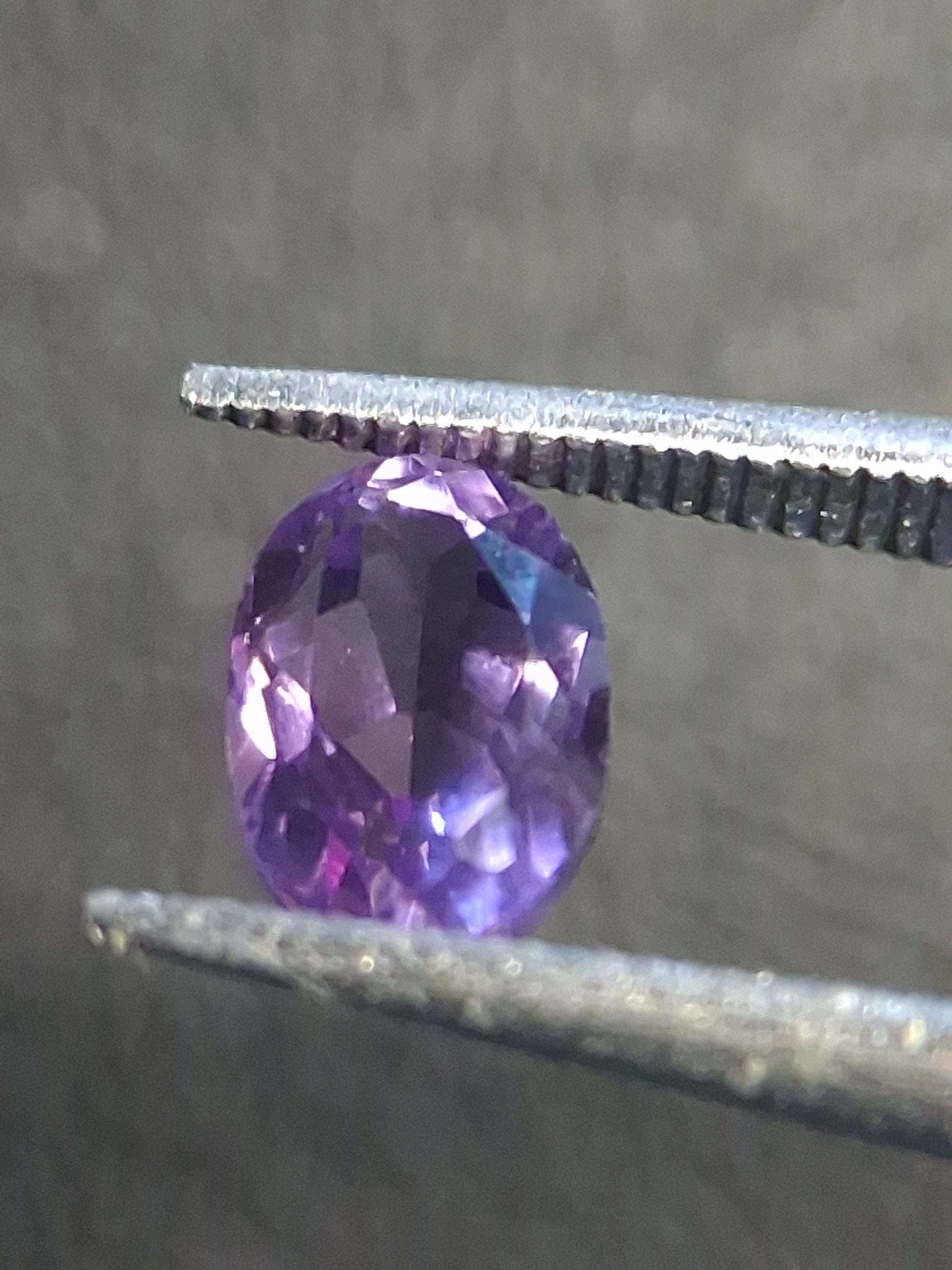 Medium Purple Amethyst Oval Faceted 0.508 ct – Natural Amethyst Gemstone - Natural Gems Belgium