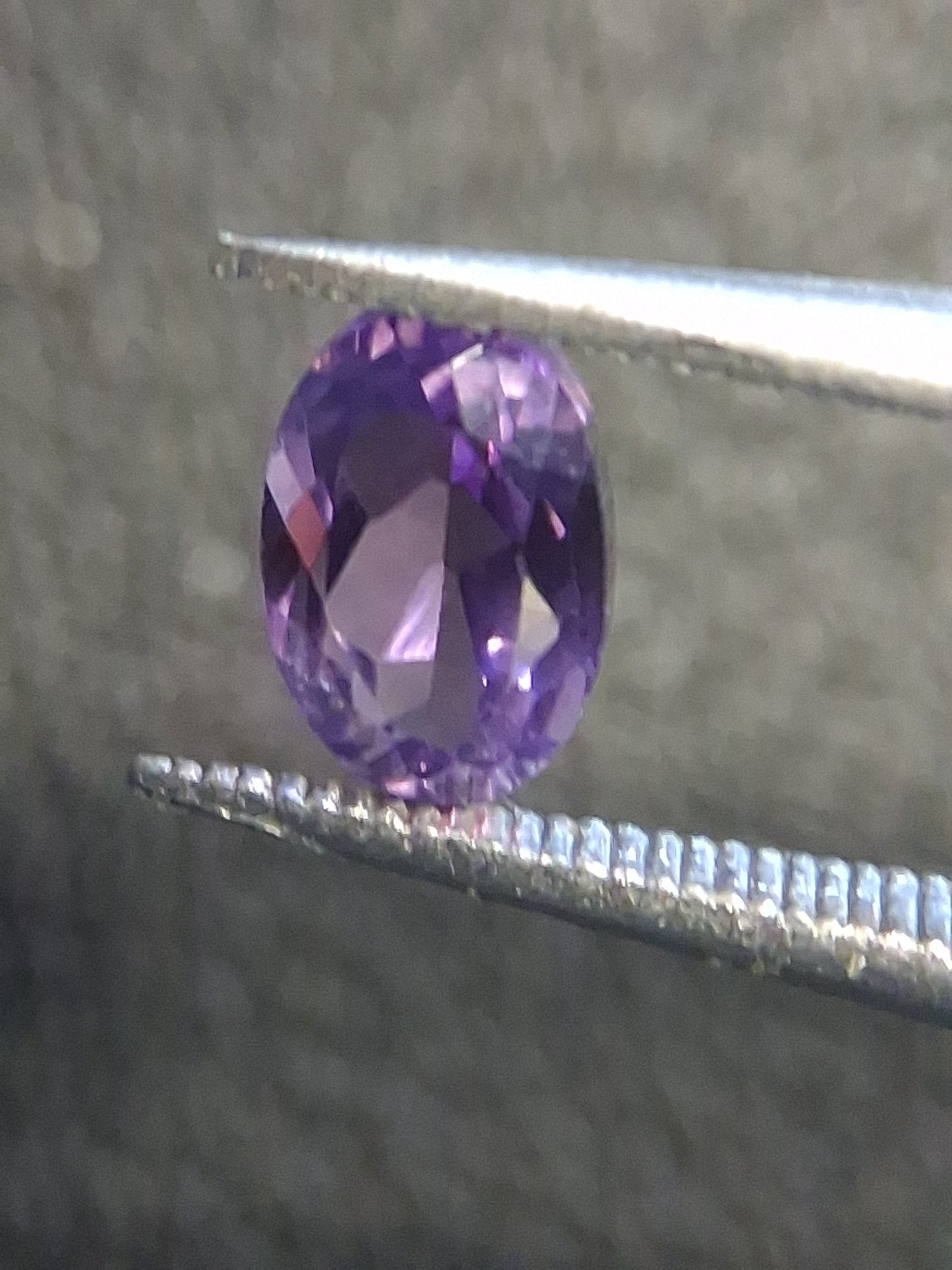 Medium Purple Amethyst Oval Faceted 0.508 ct – Natural Amethyst Gemstone - Natural Gems Belgium