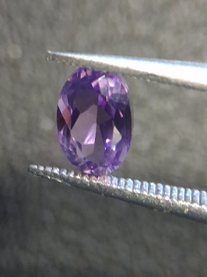 Medium Purple Amethyst Oval Faceted 0.508 ct – Natural Amethyst Gemstone - Natural Gems Belgium