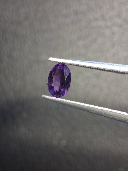 Deep Purple Amethyst Oval Faceted 0.369 ct – Natural Amethyst Gemstone - Natural Gems Belgium