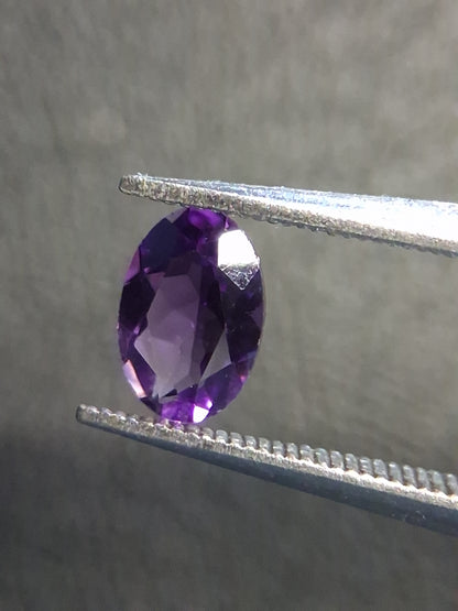 Deep Purple Amethyst Oval Faceted 0.369 ct – Natural Amethyst Gemstone - Natural Gems Belgium