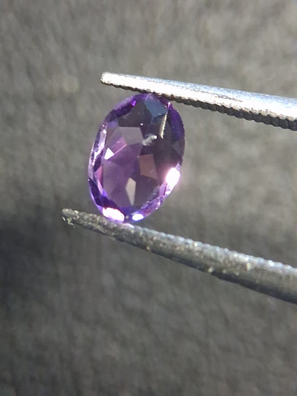 Deep Purple Amethyst Oval Faceted 0.369 ct – Natural Amethyst Gemstone - Natural Gems Belgium