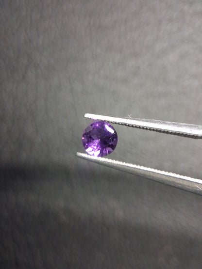 Purple Amethyst Round Cut 4mm 0.251 ct – Natural Amethyst Gemstone - Natural Gems Belgium