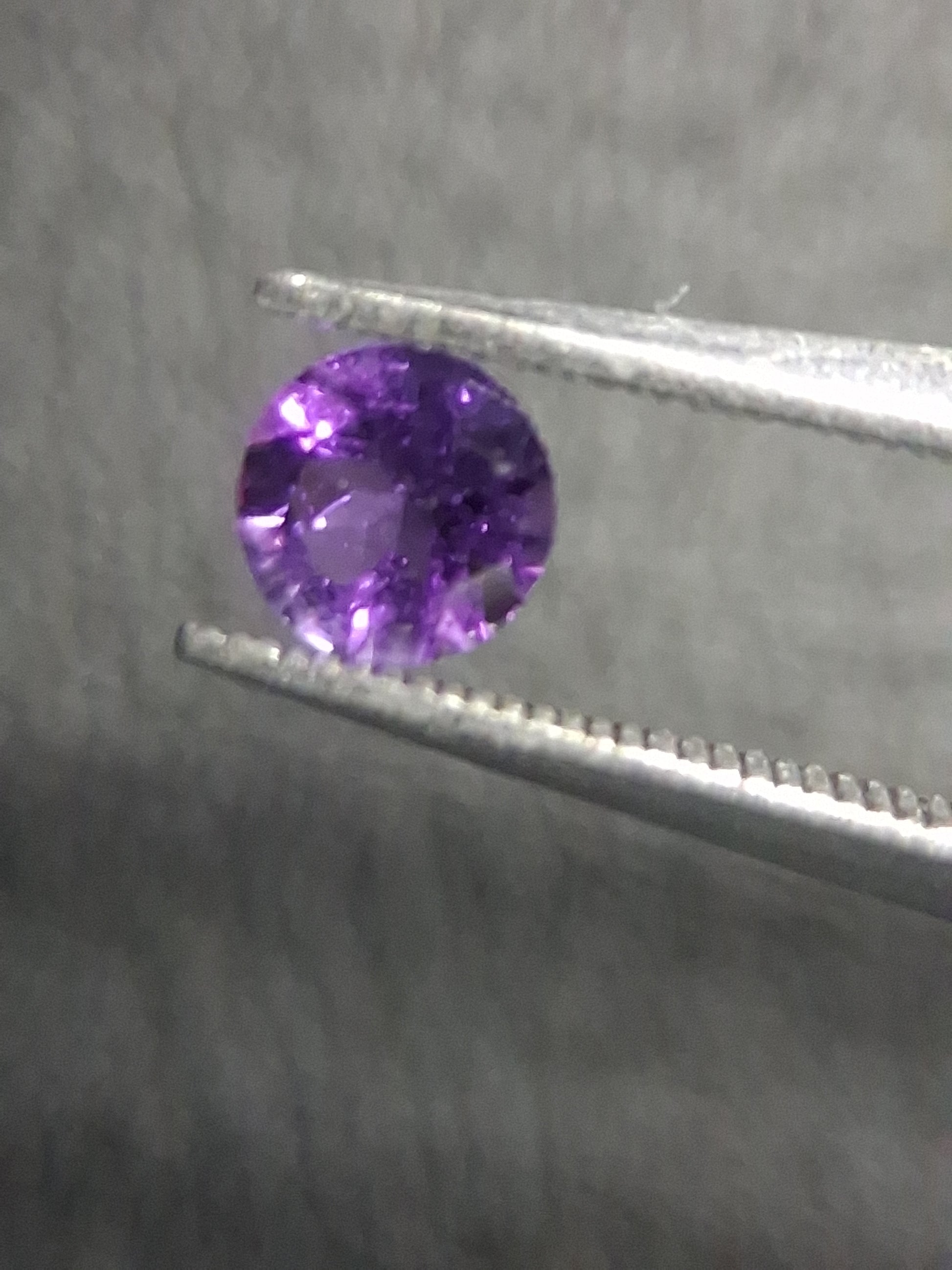 Purple Amethyst Round Cut 4mm 0.251 ct – Natural Amethyst Gemstone - Natural Gems Belgium