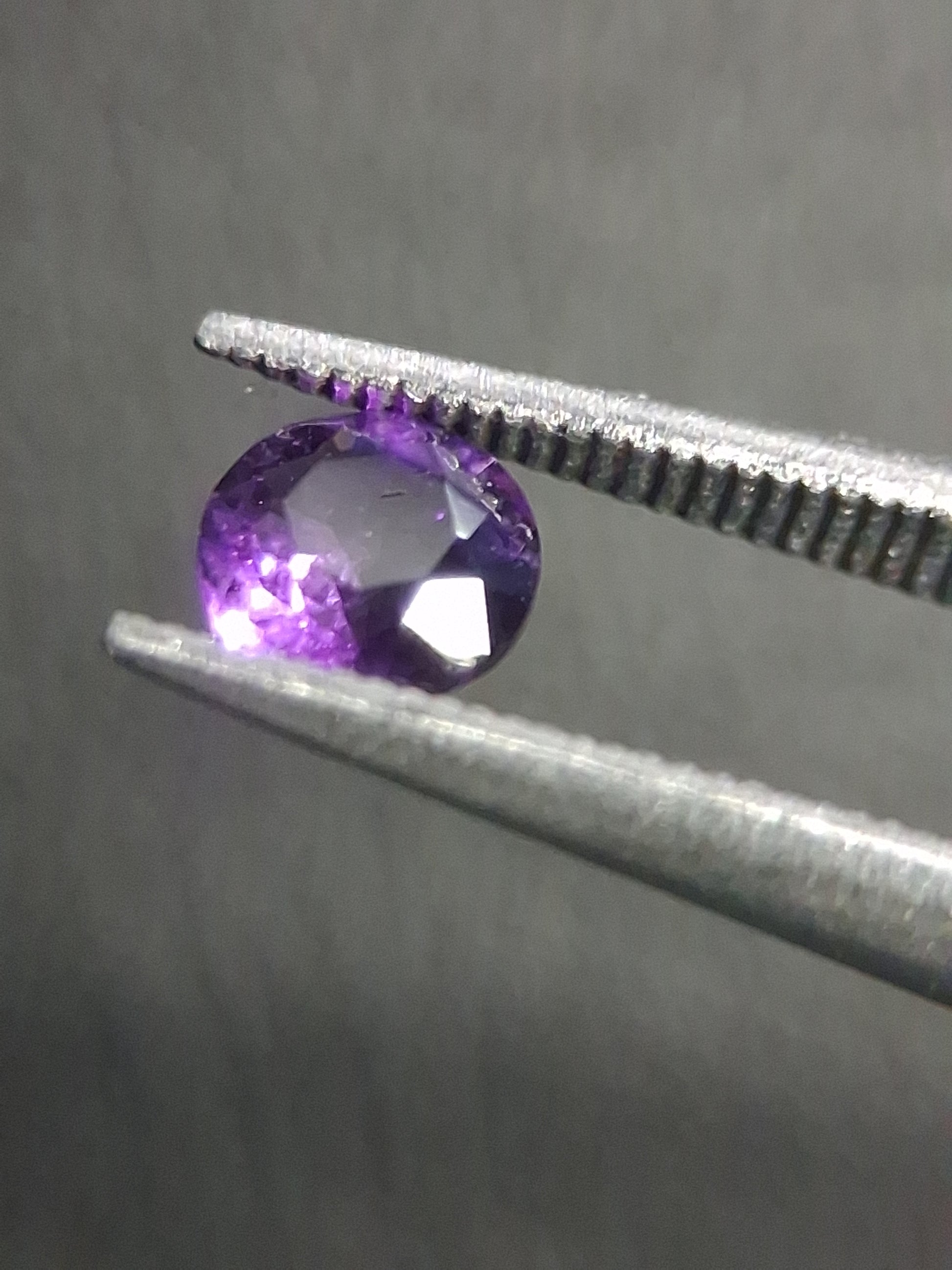 Purple Amethyst Round Cut 4mm 0.236 ct – Natural Amethyst Gemstone - Natural Gems Belgium