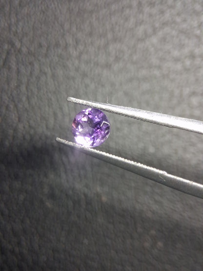 Purple Amethyst Round Cut 5mm 0.450 ct – Natural Amethyst Gemstone - Natural Gems Belgium