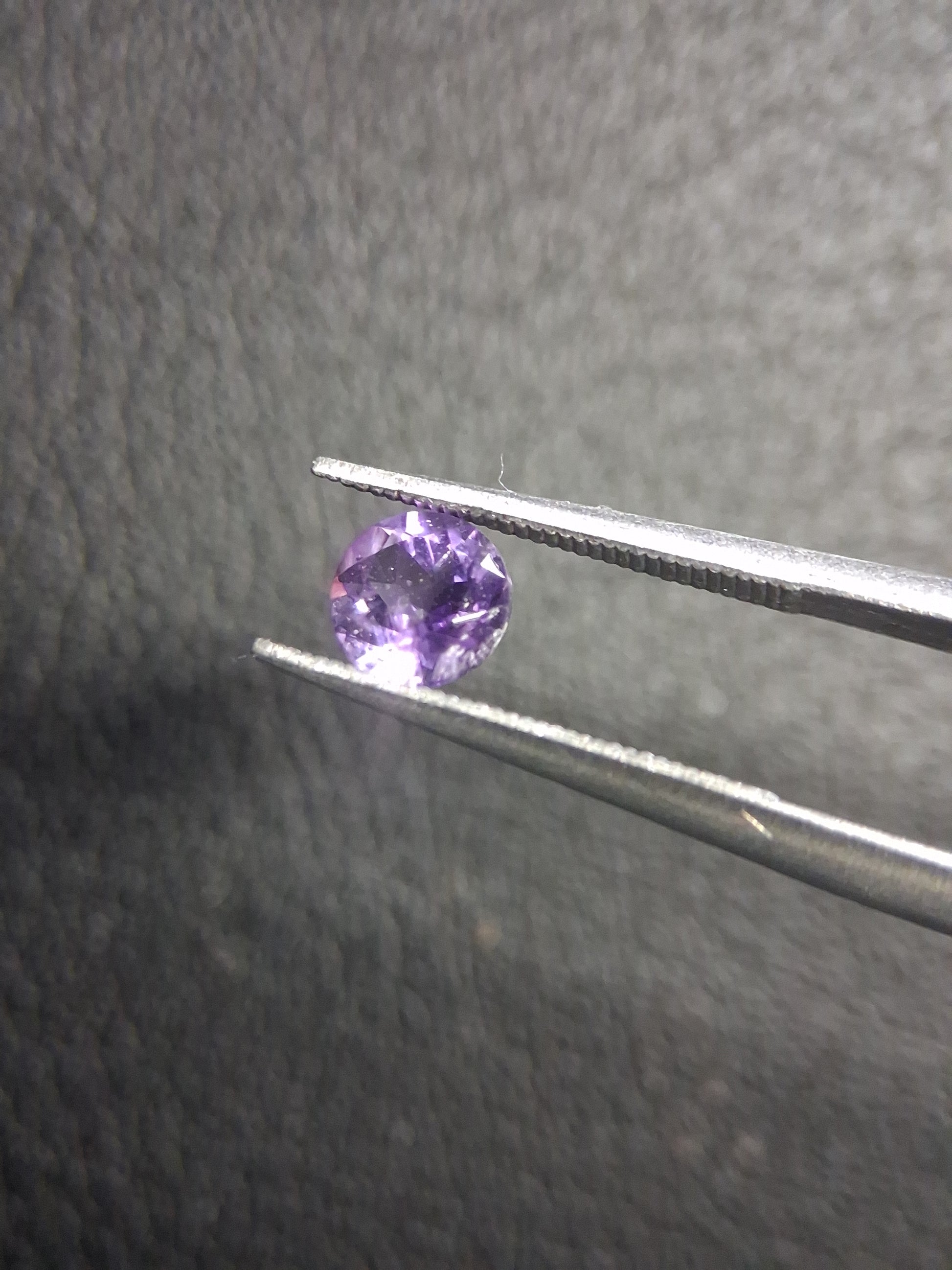 Purple Amethyst Round Cut 5mm 0.450 ct – Natural Amethyst Gemstone - Natural Gems Belgium