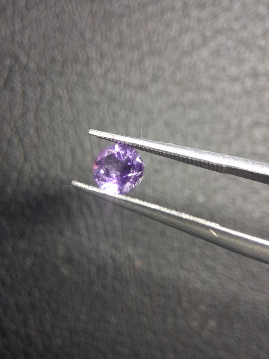 Purple Amethyst Round Cut 5mm 0.450 ct – Natural Amethyst Gemstone - Natural Gems Belgium