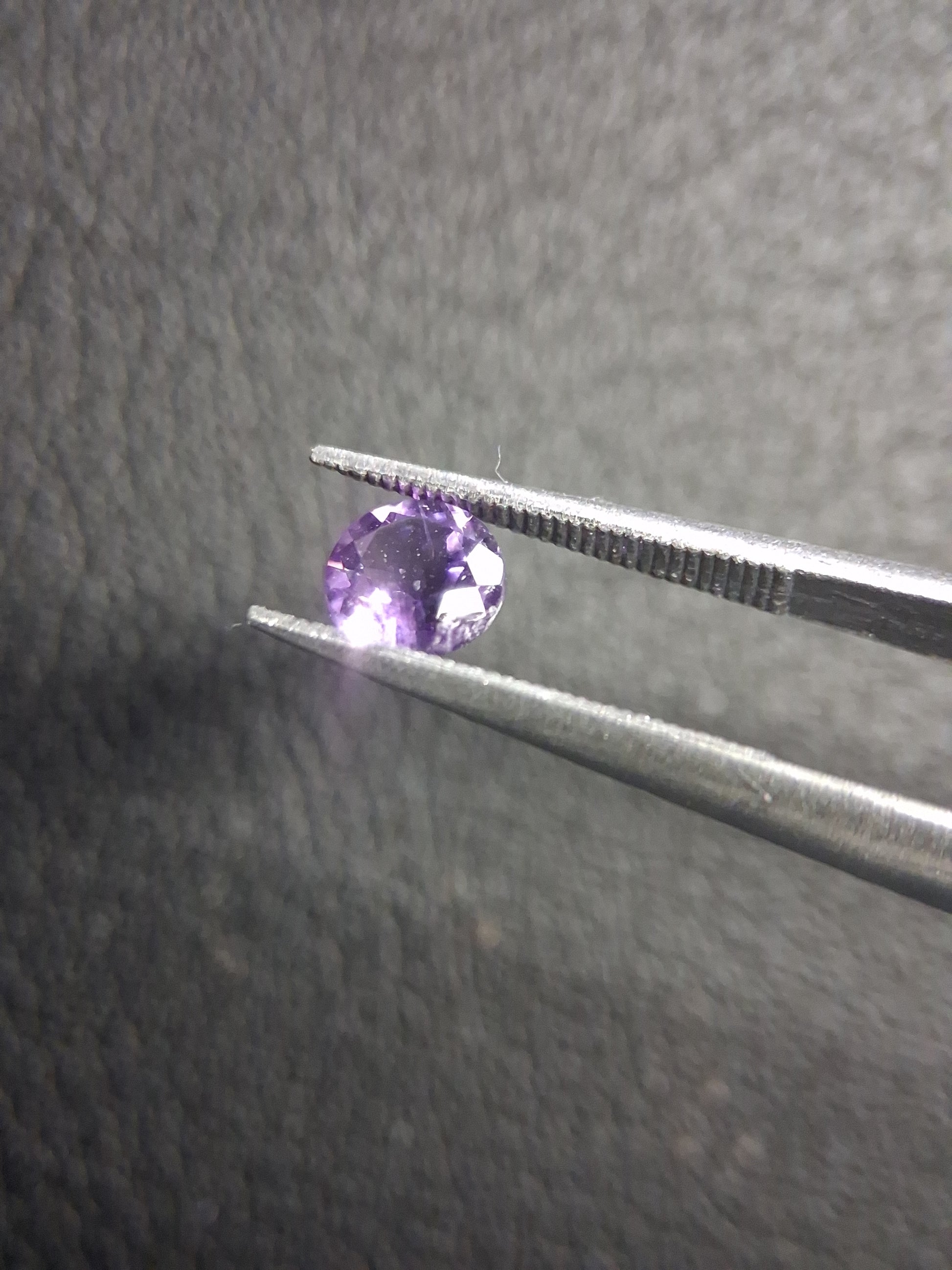 Purple Amethyst Round Cut 5mm 0.450 ct – Natural Amethyst Gemstone - Natural Gems Belgium