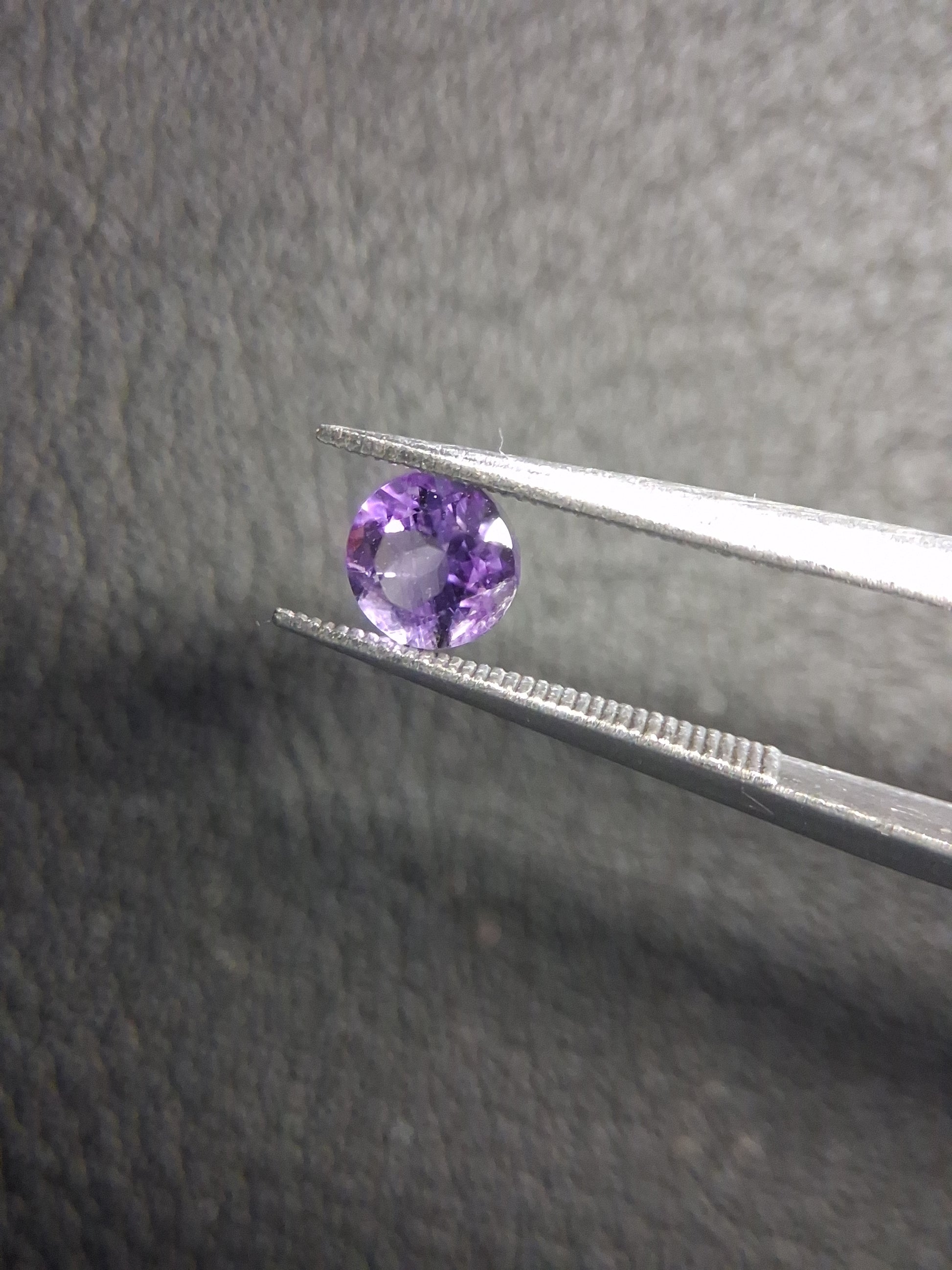 Purple Amethyst Round Cut 5mm 0.450 ct – Natural Amethyst Gemstone - Natural Gems Belgium