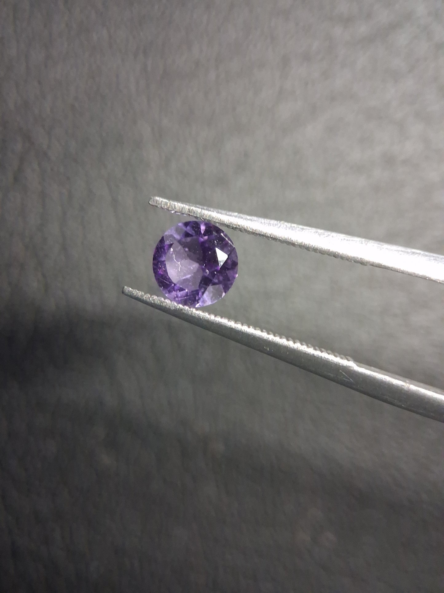 Purple Amethyst Round Cut 5mm 0.567 ct – Natural Amethyst Gemstone - Natural Gems Belgium