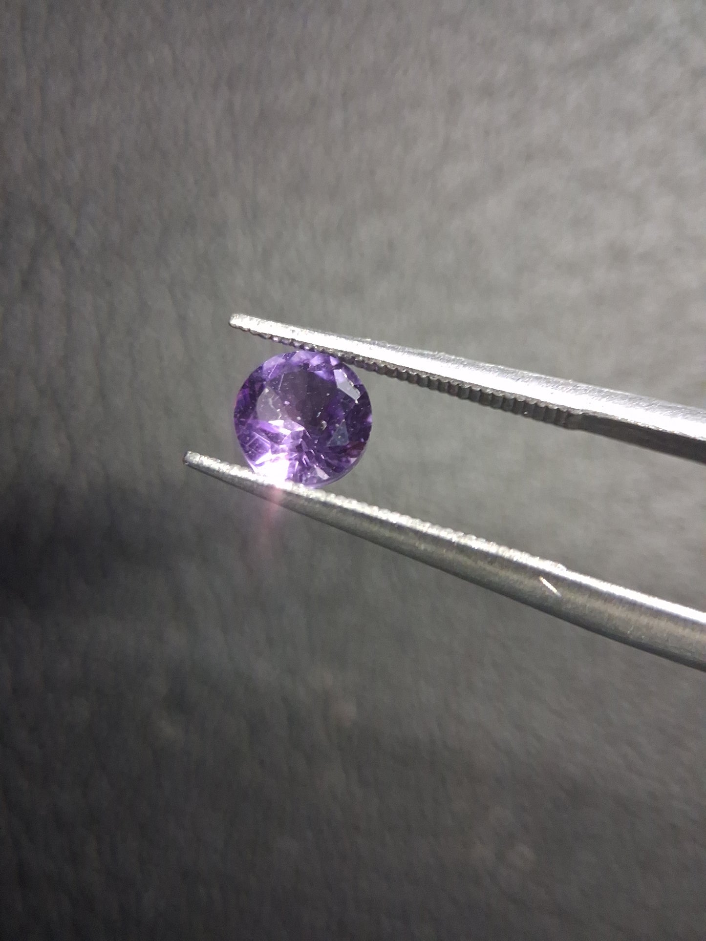 Purple Amethyst Round Cut 5mm 0.567 ct – Natural Amethyst Gemstone - Natural Gems Belgium