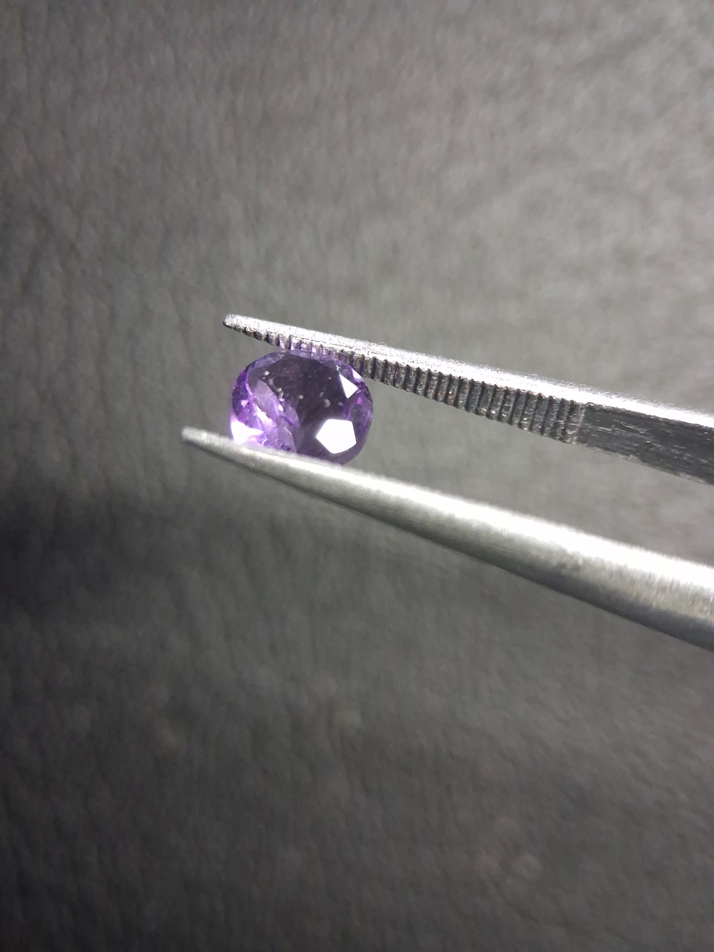 Purple Amethyst Round Cut 5mm 0.567 ct – Natural Amethyst Gemstone - Natural Gems Belgium