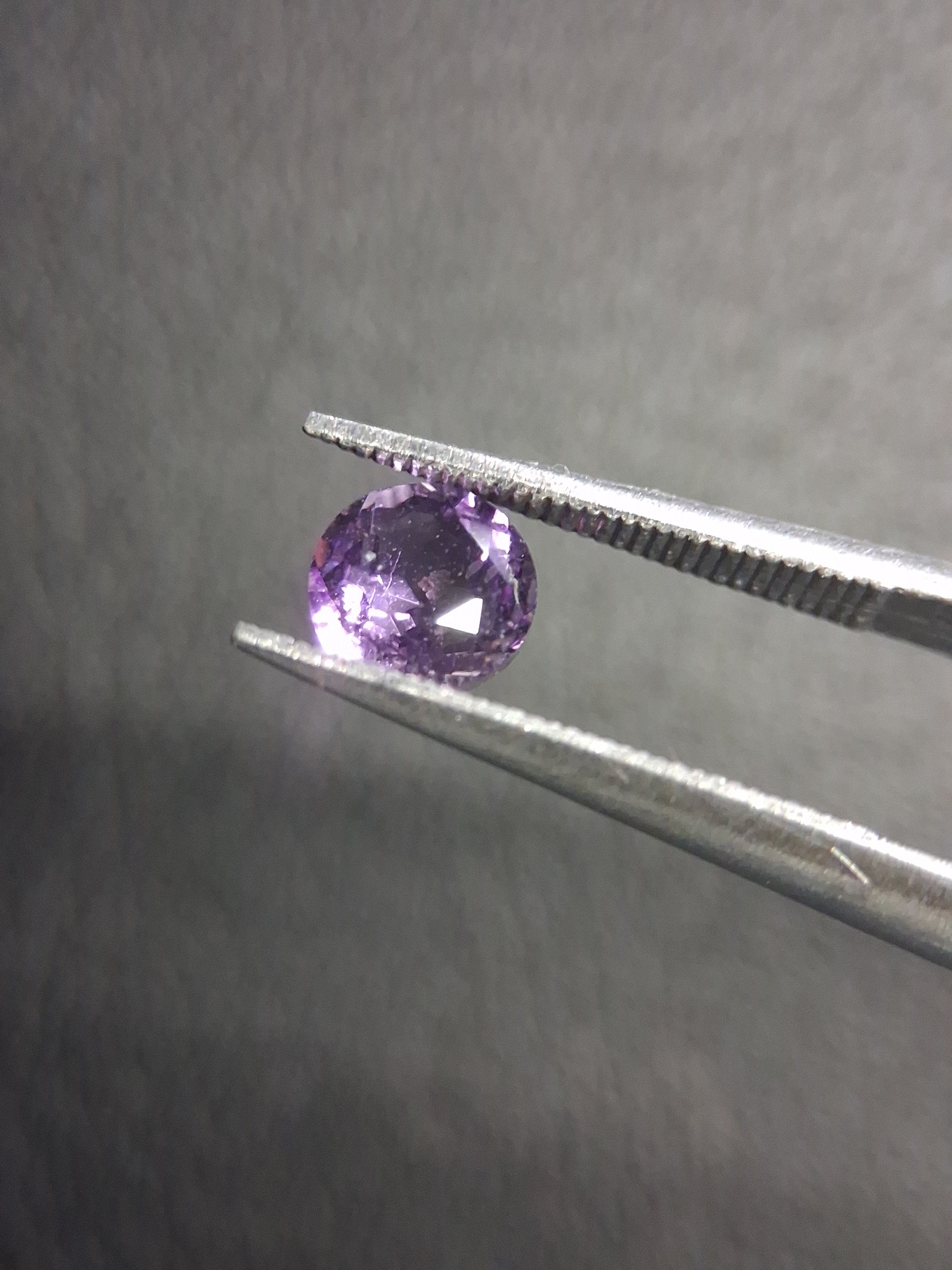 Purple Amethyst Round Cut 5mm 0.511 ct – Natural Amethyst Gemstone - Natural Gems Belgium