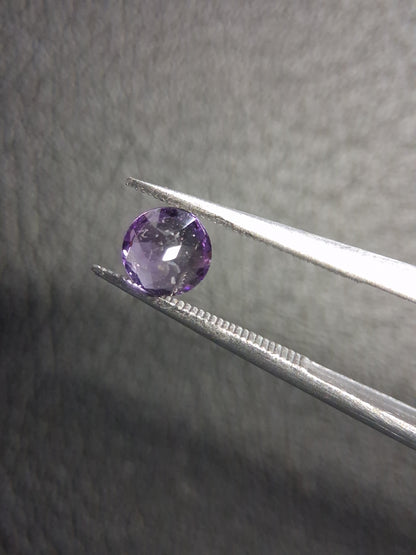 Purple Amethyst Round Cut 5mm 0.511 ct – Natural Amethyst Gemstone - Natural Gems Belgium