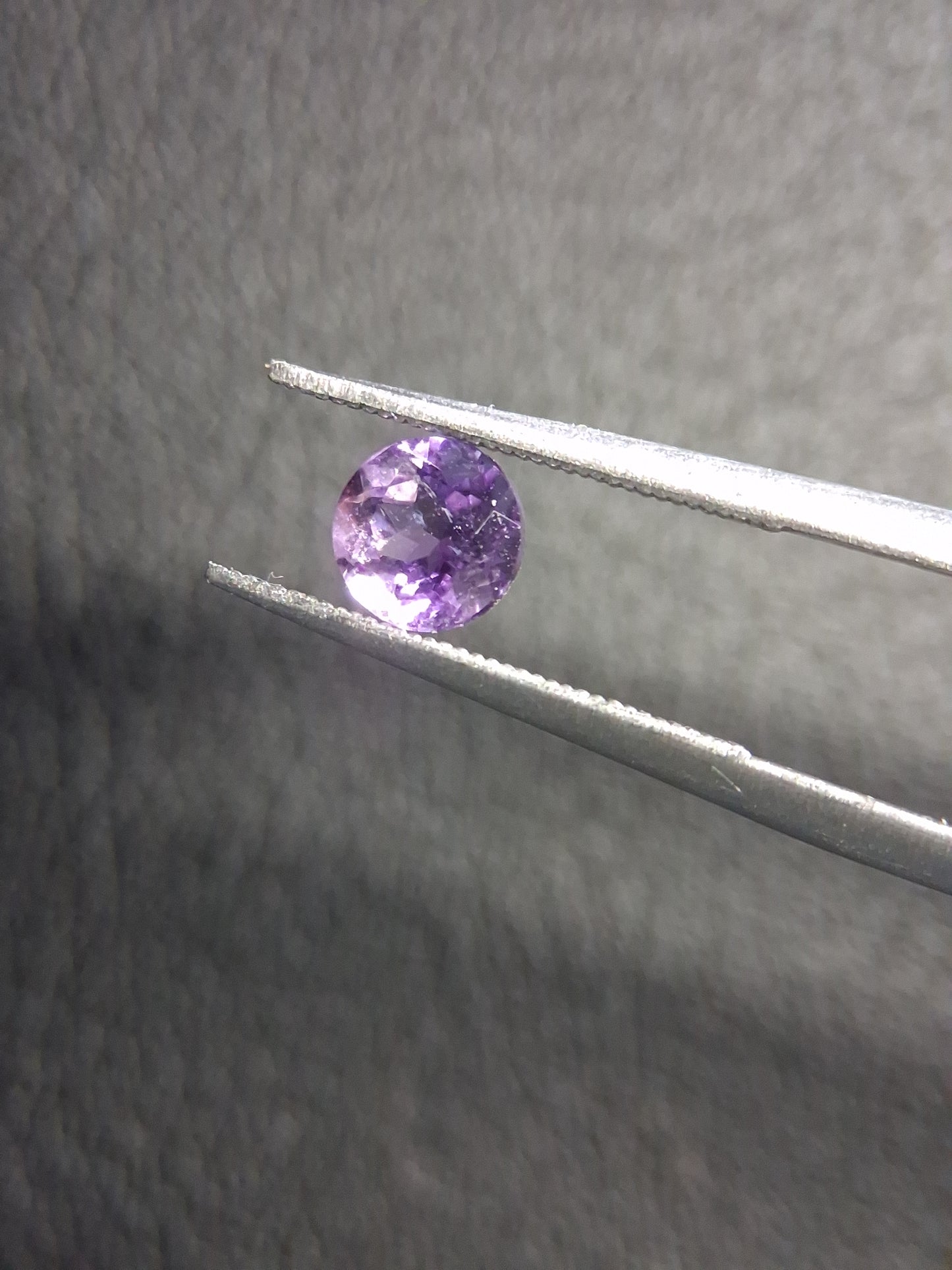 Purple Amethyst Round Cut 5mm 0.462 ct – Natural Amethyst Gemstone - Natural Gems Belgium