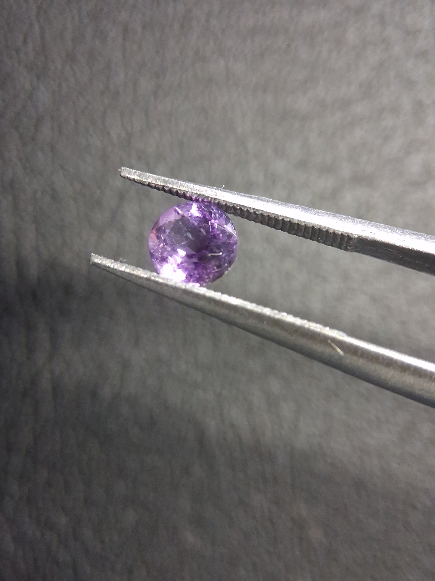 Purple Amethyst Round Cut 5mm 0.462 ct – Natural Amethyst Gemstone - Natural Gems Belgium