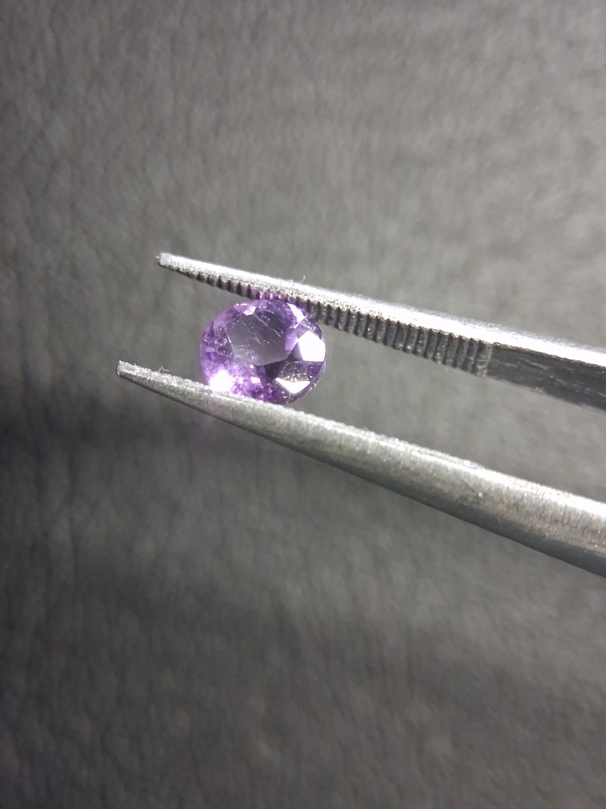 Purple Amethyst Round Cut 5mm 0.462 ct – Natural Amethyst Gemstone - Natural Gems Belgium