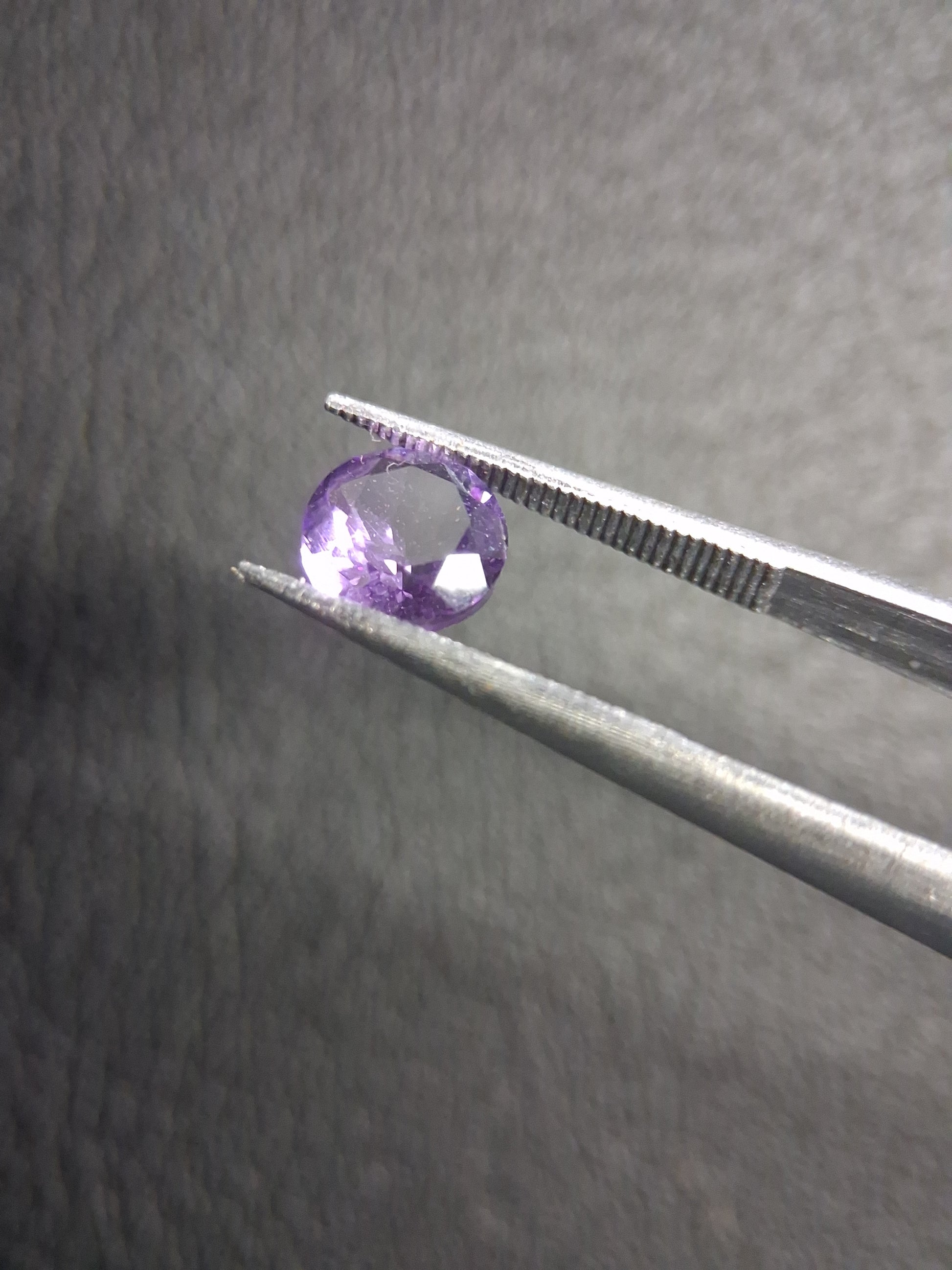 Purple Amethyst Round Cut 6mm 0.780 ct – Faceted Natural Amethyst Gemstone - Natural Gems Belgium