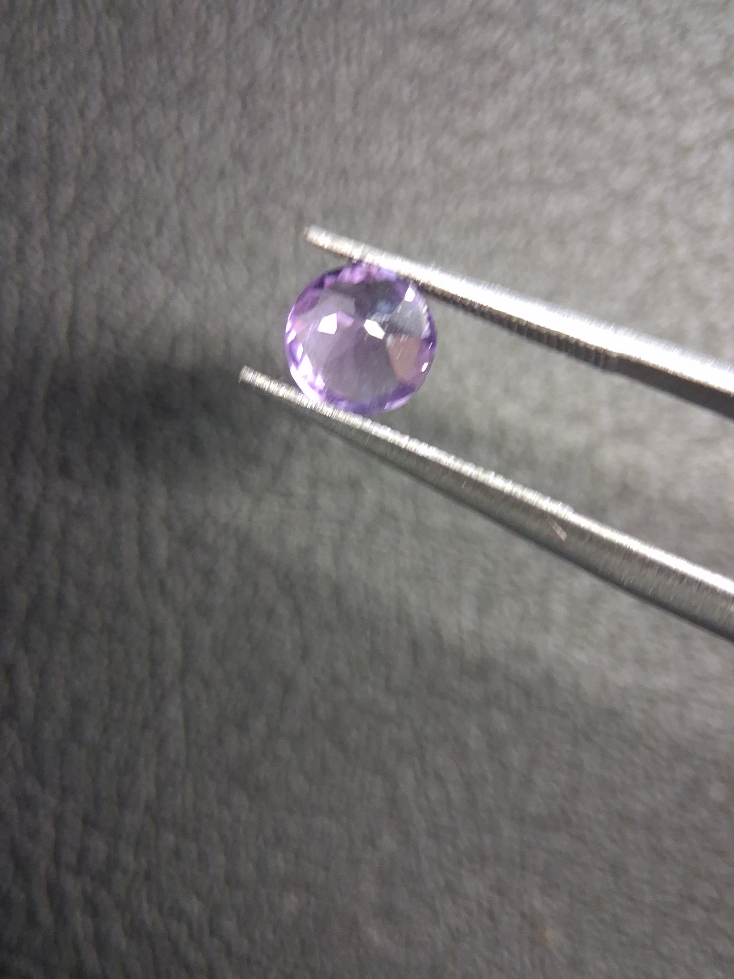 Purple Amethyst Round Cut 6mm 0.780 ct – Faceted Natural Amethyst Gemstone - Natural Gems Belgium
