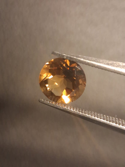 Gemma di Citrino Naturale – Taglio Rotondo Sfaccettato 6x6 mm Giallo | Citrino Sciolto 0,730 ct