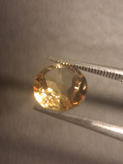 Citrine naturelle – Facettes rondes 7x 7 mm Jaune | Pierre individuelle 1,220 ct