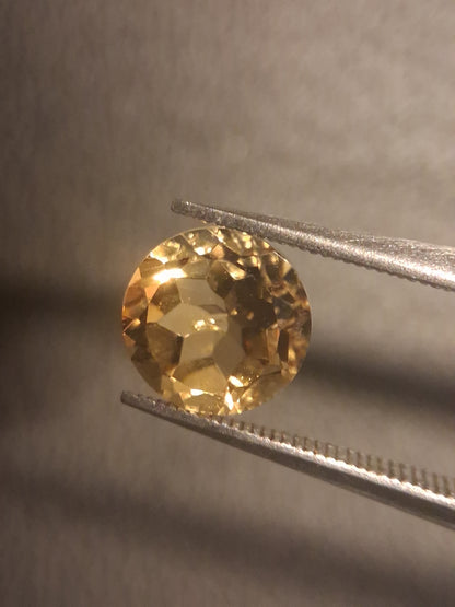 Citrine naturelle – Facettes rondes 7x 7 mm Jaune | Pierre individuelle 1,220 ct