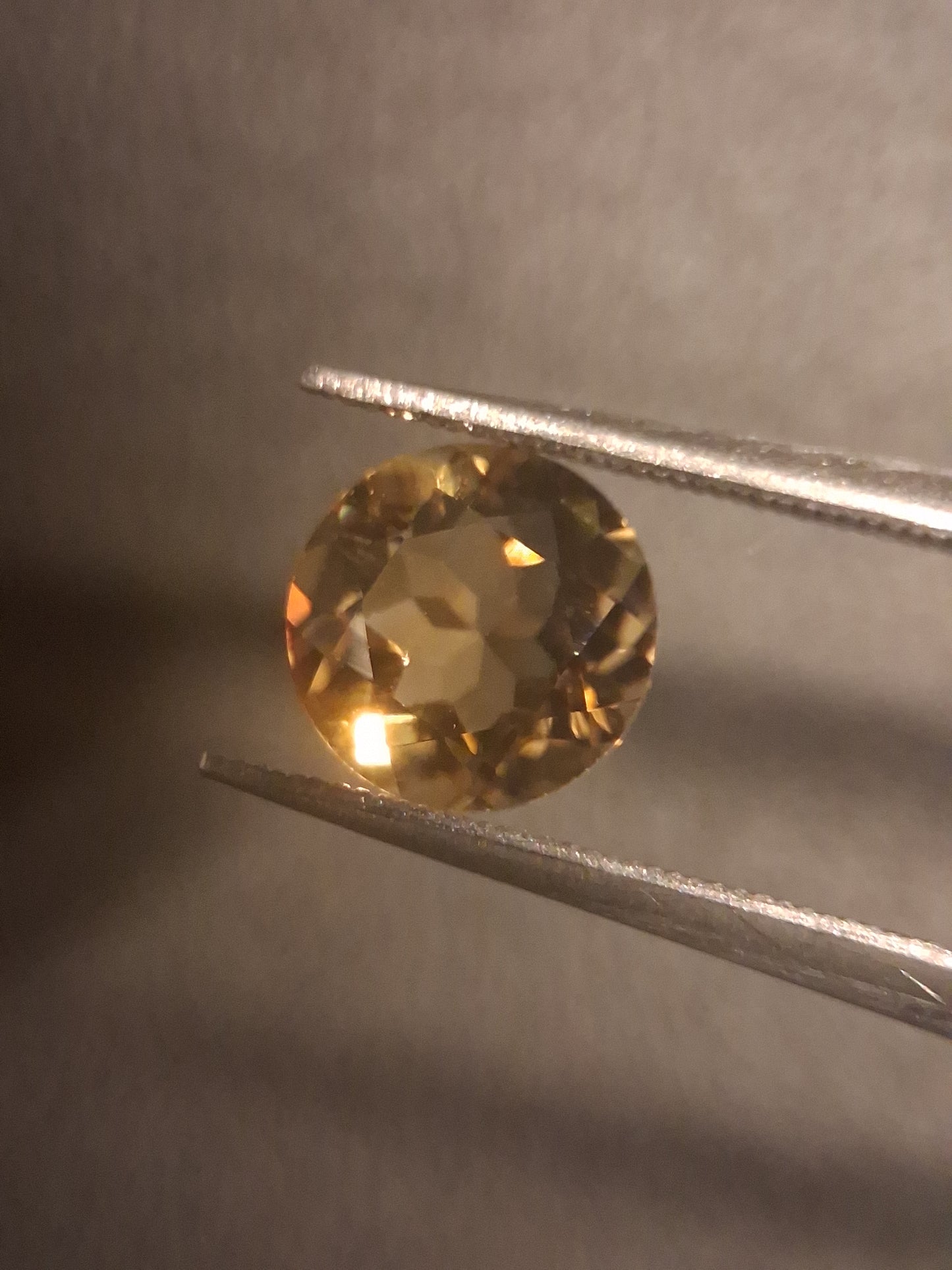 Citrino Naturale - Taglio Tondo Sfaccettato 7x7 mm Giallo | Pietra sciolta 1,110 ct