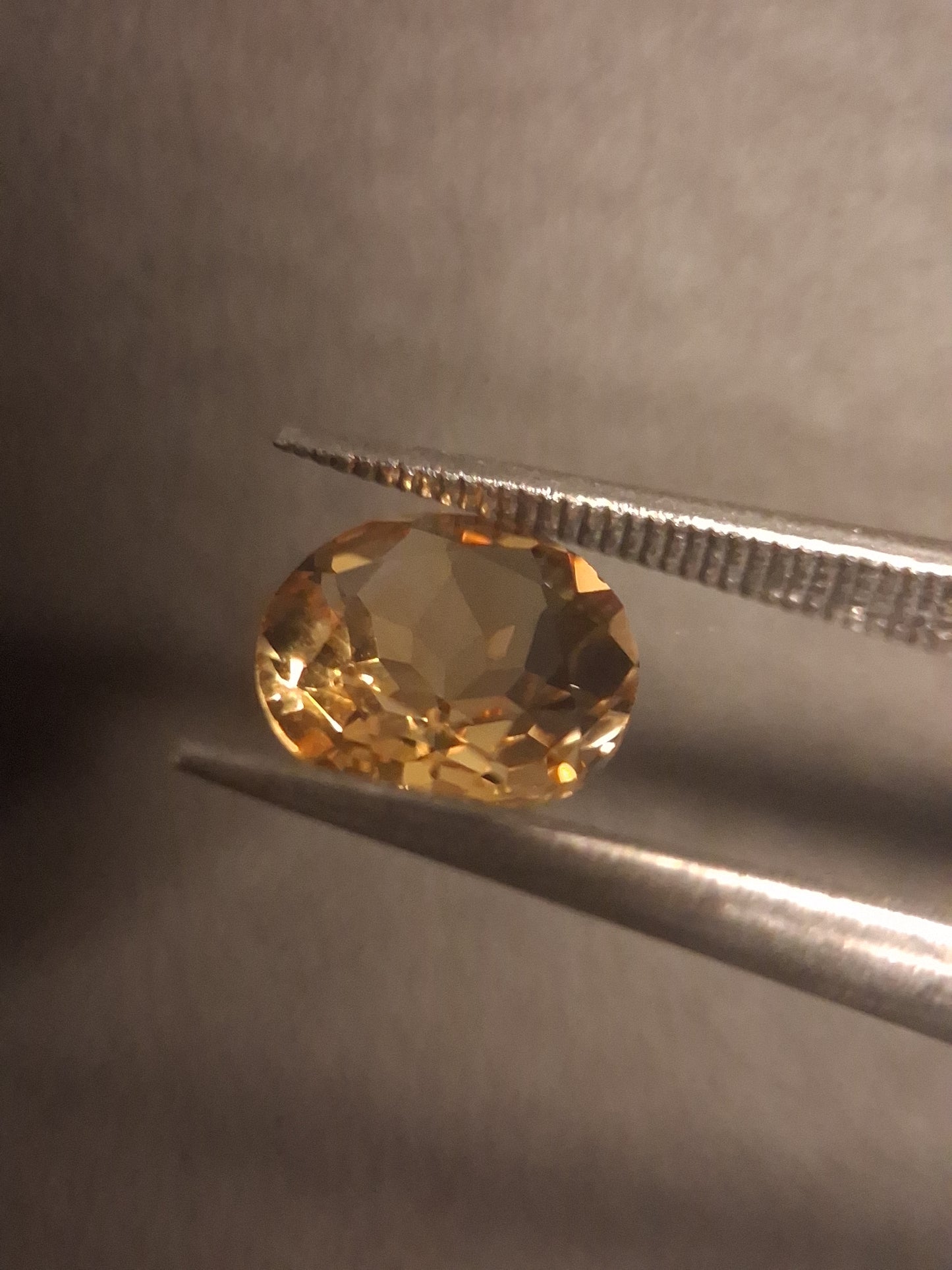 Citrino Naturale - Taglio Tondo Sfaccettato 7x7 mm Giallo | Pietra sciolta 1,110 ct
