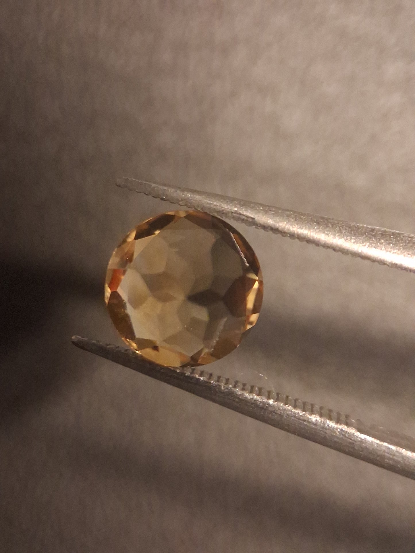 Citrino Naturale - Taglio Tondo Sfaccettato 7x7 mm Giallo | Pietra sciolta 1,110 ct