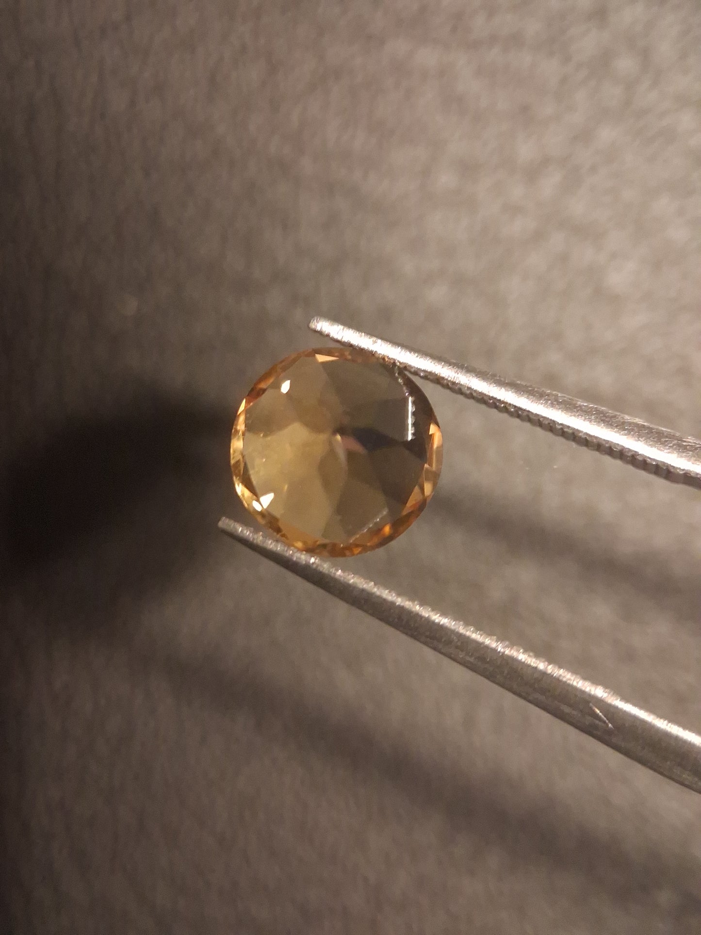 Citrine naturelle – Taille ronde facettée 7x 7 mm Jaune | Pierre en vrac 1,305 ct