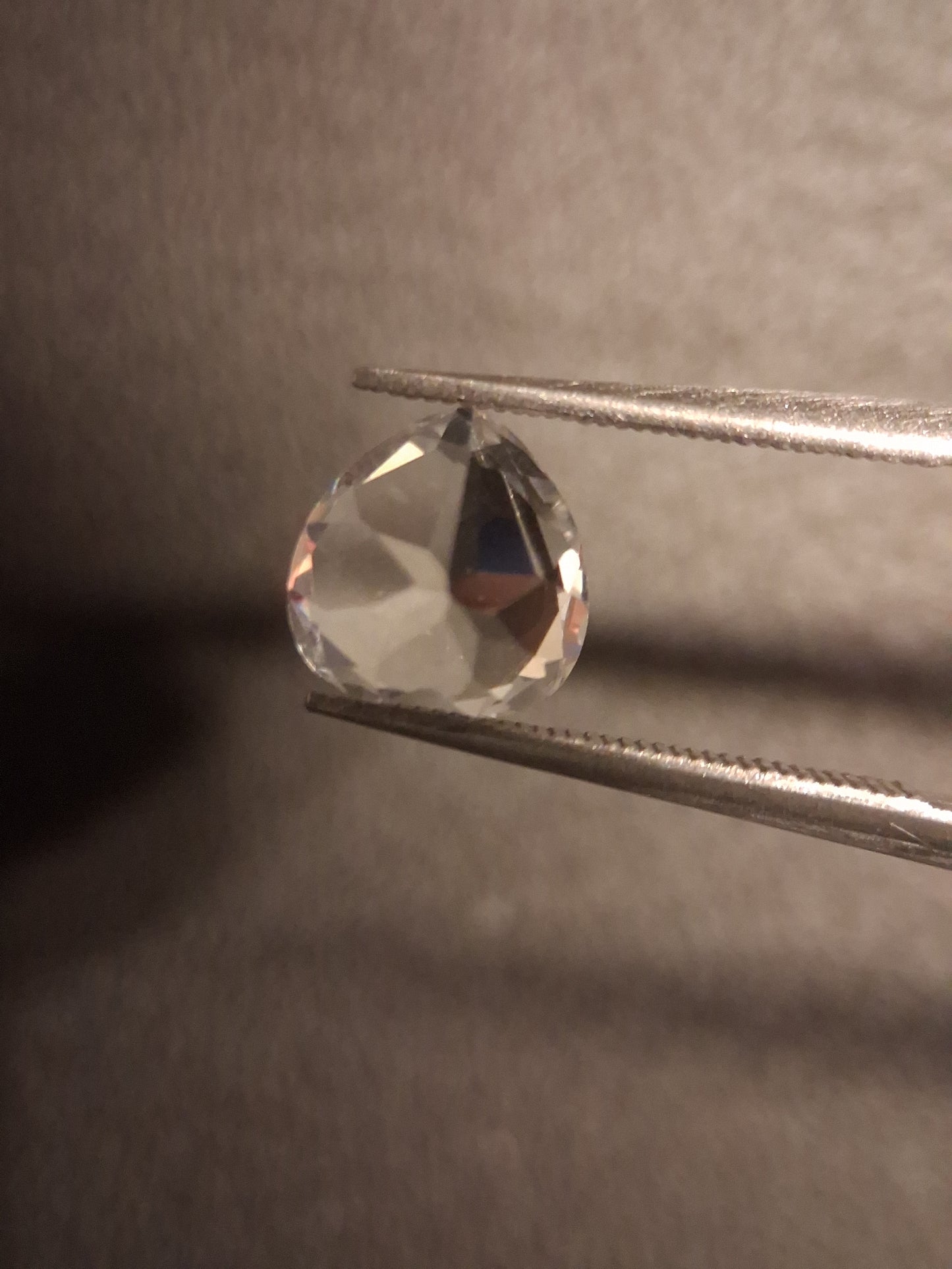 Natural White Topaz - heart faceted - 1.735 ct