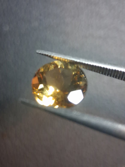 Natural Citrine Gemstone – Faceted Round Cut 8x 8 mm Yellow | Loose Stone 1.720 ct