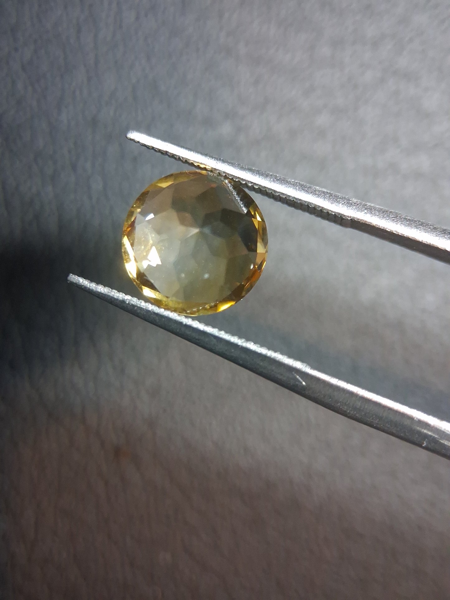 Natural Citrine Gemstone – Faceted Round Cut 8x 8 mm Yellow | Loose Stone 1.795 ct