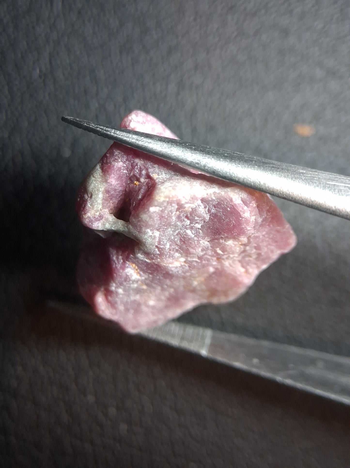 Natural Rough Ruby - 22.820 ct - natural ruby - heated