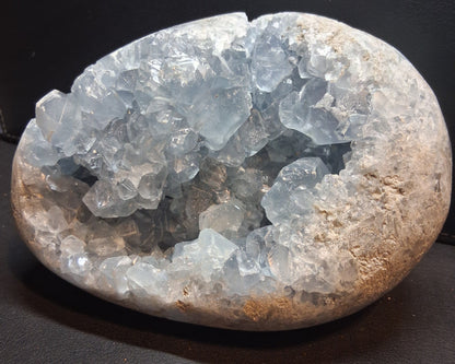 Natural Celestite Geode – Premium Blue Crystal Display Piece – Approx. 2 kg (15 × 11 cm)