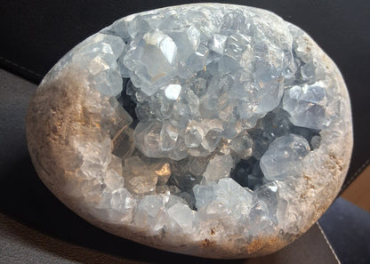 Natural Celestite Geode – Premium Blue Crystal Display Piece – Approx. 2 kg (15 × 11 cm)