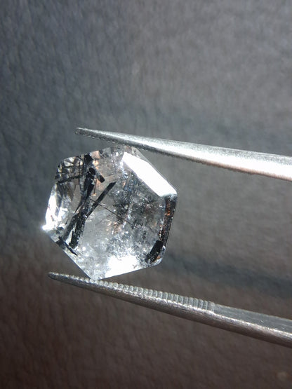Natural Black Rutilated Quartz – Hexagon Faceted – 3.915 ct – 9.9 × 9.9 × 6.2 mm