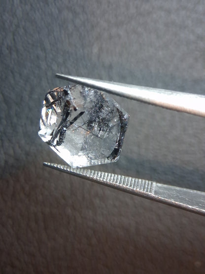 Natural Black Rutilated Quartz – Hexagon Faceted – 3.915 ct – 9.9 × 9.9 × 6.2 mm