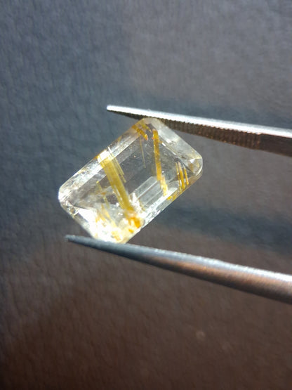 Natural Golden Rutilated Quartz – 3.720 ct Octagon Cut Loose Gemstone – 11.9 × 7.9 mm
