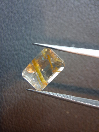 Natural Golden Rutilated Quartz – 3.720 ct Octagon Cut Loose Gemstone – 11.9 × 7.9 mm