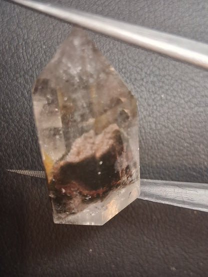 Crystal point of Phantom Quartz - multicolored scenic - hexagon - 3.4 cm