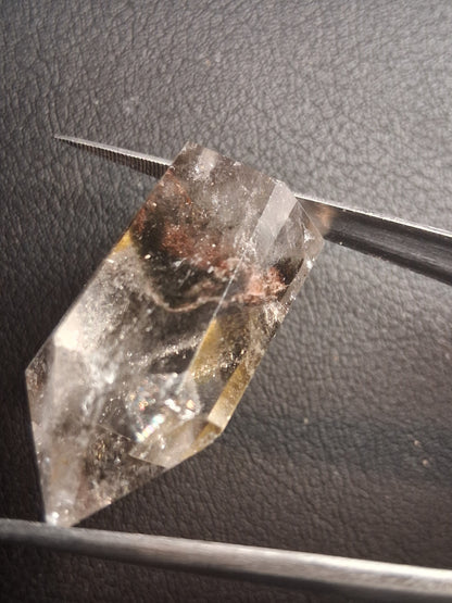 Crystal point of Phantom Quartz - multicolored scenic - hexagon - 3.4 cm