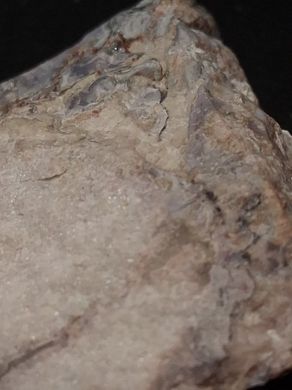 Natural Agate Quartz Specimen – Druzy Crystal Formation – 86 g – Approx. 7 × 5 × 2 cm