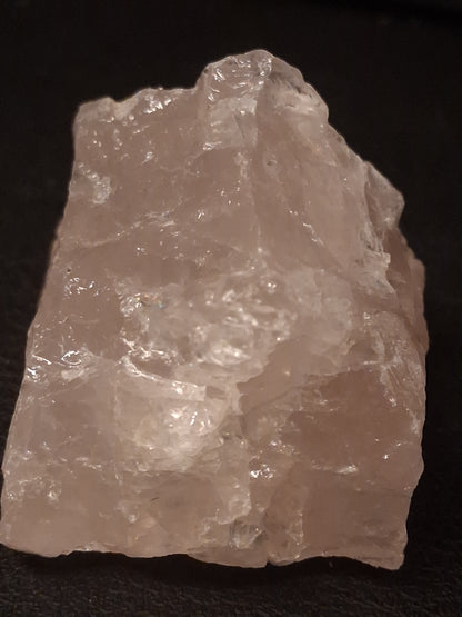 Natural Rough Rose Quartz – 301 ct – 38.9 × 36.4 × 32.1 mm – Natural Pink Quartz Crystal