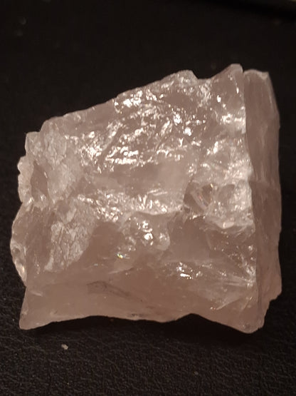Natural Rough Rose Quartz – 301 ct – 38.9 × 36.4 × 32.1 mm – Natural Pink Quartz Crystal