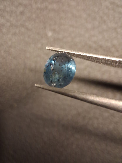 Natural Faceted Blue Kyanite – 1.645 ct – Oval Cut 8 × 6 mm – Sri Lanka