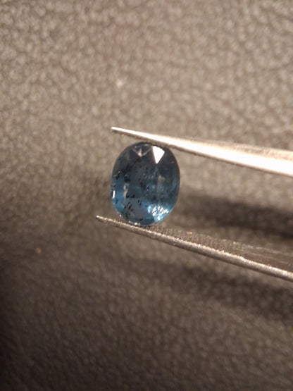 Natural Faceted Blue Kyanite – 1.645 ct – Oval Cut 8 × 6 mm – Sri Lanka