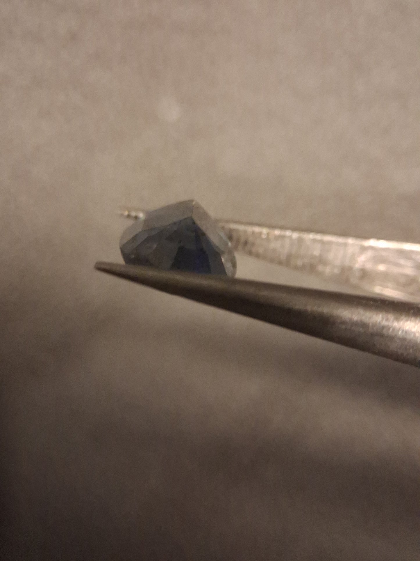 Natural Faceted Blue Kyanite – 1.645 ct – Oval Cut 8 × 6 mm – Sri Lanka