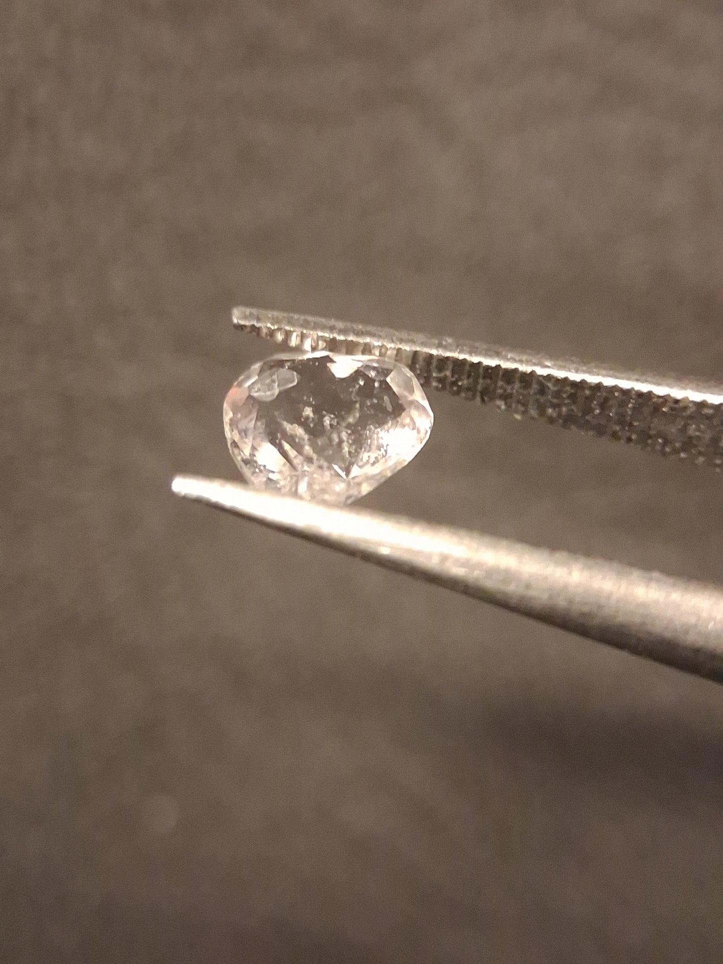 Natural Very light pink Morganite - 0.425 ct - heart - unheated